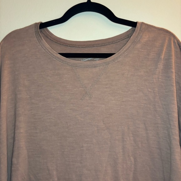 Universal Thread Women’s Light Brown Long-sleeve Shirt Size 3X - Picture 2 of 8